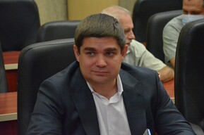 «Коммерсант»: фирма владельца саратовской строительной компании почти за 3 миллиарда покупает гостинцу в Москве