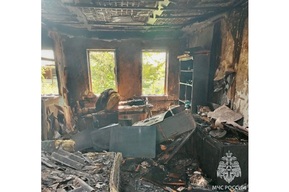 Жизнь пенсионерки оказалась под угрозой из-за пожара у соседей
