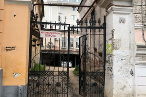 Власти за 1,5 миллиона рублей продают часть дома графа Нессельроде в центре Саратова