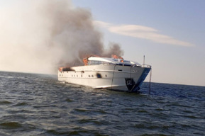 Ущерб в 46 миллионов рублей: возбуждено уголовное дело по факту возгорания яхты в Саратовской области