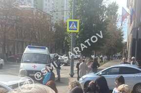 Из колледжа в Саратове вывели людей: в полиции объяснили, почему