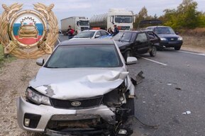Четыре человека попали в больницу после ДТП в Вольском районе
