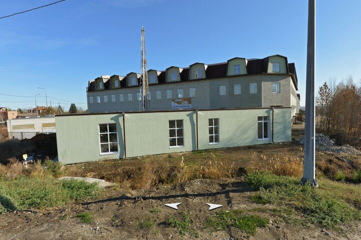 Правительство требует снести часть парк-отеля рядом с мостом через Волгу в Пристанном