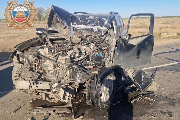 За сутки на дорогах Энгельсского района пострадали женщина и пенсионерка