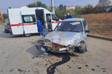 В столкновении отечественных легковушек в Саратове пострадали оба водителя
