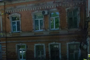 Мэрия ограничит доступ к дому-памятнику, который решено продать