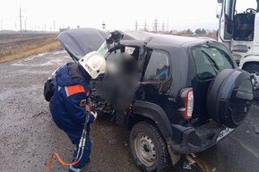 В Балаковском районе столкнулись фура и «Нива»: есть погибший