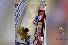 Мужчина вынес из магазина косметики парфюмы на 20 тысяч рублей