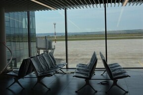 Ночью в Саратове вводились ограничения на работу аэропорта: соседние регионы атаковали беспилотники