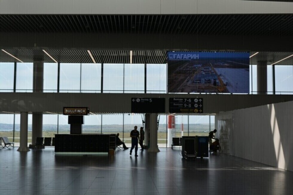 В Саратове закрыли аэропорт. Самолёт из северной столицы оказался в Москве