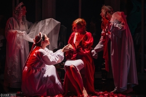 «Время женщин»: в саратовском театре презентуют премьеру про поиск счастья, память и прошлое