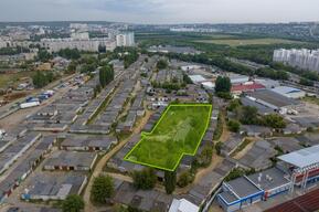 На продажу выставлено 3,5 тысячи квадратных метров земли около стадиона в Саратове (теперь там можно построить не только радиомаяк)