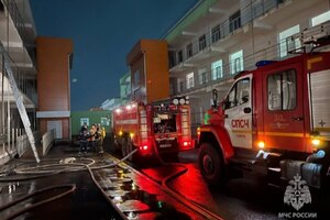 В Саратове ночью пациентов инфекционной больницы эвакуировали из-за пожара