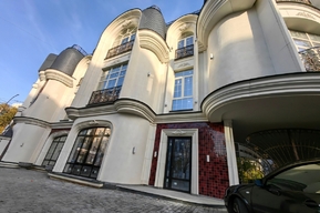 Две высотки в Заводском районе и элитный особняк в центре Саратова ввели в эксплуатацию