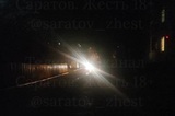 Саратовчанка пожаловалась, что по дороге к лицею уже семь лет не могут сделать освещение