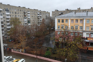 Неделя «открытых дверей»: сроки установки нового ограждения лицея в центре Саратова вышли, но на месте нет ни рабочих, ни забора