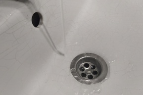 Ни дня без отключений. Горожане остались без воды и отопления