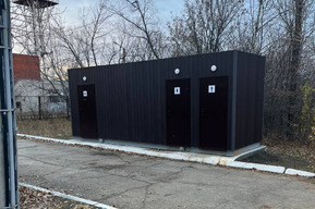 Горожане о неработающих туалетах за шесть миллионов в Парке Победы: «Люди с детьми по кустам ходят»