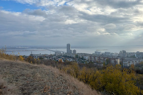 Саратовцы вновь обратили внимание на неприятный запах на улицах города (о проблеме говорят с начала года)