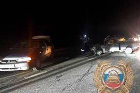 В массовом ДТП под Саратовом погиб водитель отечественной легковушки