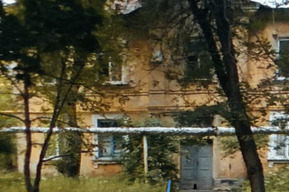 В Саратове нерасселенный аварийный дом отрезали от водоснабжения