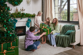 Без сюрпризов: саратовцы стали вдвое чаще планировать подарки для себя