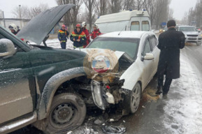 Пассажирка иномарки пострадала в столкновении с «Патриотом» на Шехурдина