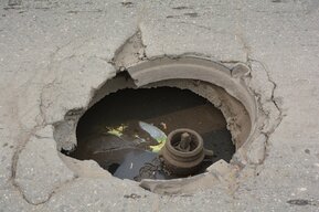 «Саратовводоканал» починит разрушенный асфальт за 34 миллиона рублей