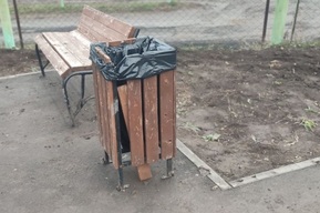 Кошмар в селе Синенькие: саратовцы уже год не могут добиться нормального сквера у школы