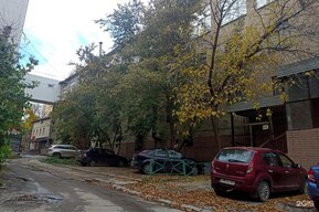 Мэрия собирается признать здание рядом с пешеходным кольцом самовольной постройкой и добиться его сноса