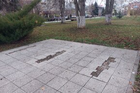 «Во избежание несчастных случаев»: в мэрии Саратова рассказали, что не собираются восстанавливать ликвидированную инсталляцию, посвящённую борьбе с насилием в семье