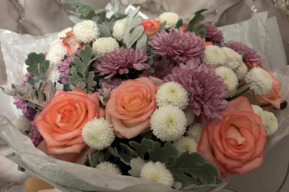 Девушка поверила, что для неё заказали цветы, и лишила семью почти четырёх миллионов рублей