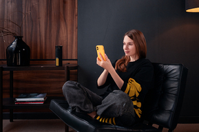 Билайн запустил новогоднюю акцию для клиентов «плана б.» — обмен гигабайтов на скидки и промокоды от партнёров