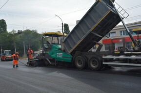 В Саратове отремонтируют 15 магистральных участков дорог протяженностью 17 километров: названы сроки, адреса и цена