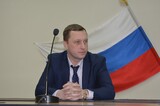 Роман Бусаргин продолжил падать в рейтинге влиятельных глав регионов