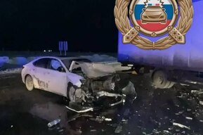 В Пугачеве в ДТП попал Lexus: медицинская помощь потребовалась трем несовершеннолетним пассажирам, младшему из которых 4 года