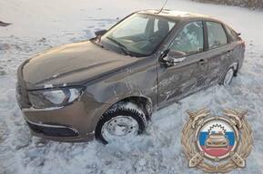 В Энгельсском районе при столкновении трёх машин погиб человек