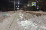 Снегоуборщики сбрасывают снег на рельсы: в результате в Саратове по несколько часов простаивают трамваи