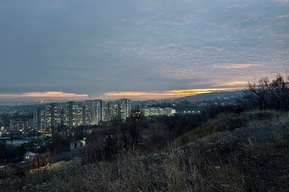 «Угроза атаки беспилотников»: в Саратове звучат сирены, включены громкоговорители