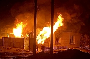 При пожаре в Ершовском районе погиб одинокий пенсионер