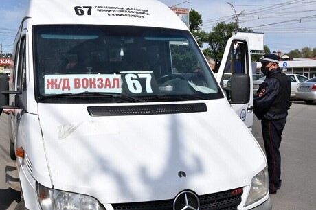 Прокуратура уличила мэрию Саратова в бездействии: чиновники раздавали свидетельства перевозчикам без конкурса (и продолжают это делать)