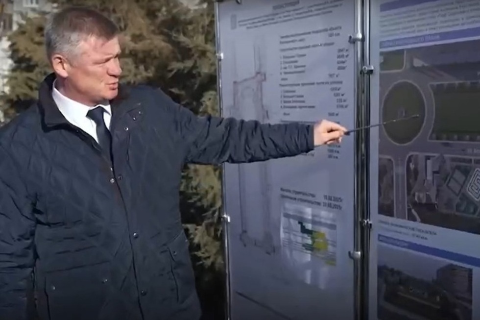 Миллионы на хаб: мэрия Саратова заказала проект строительства конечной остановки в рамках скандального благоустройства Славянской площади