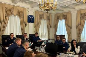 «И тут, после одной фразы Серебрякова, я поняла: нет, конструктивно не получается». Рассказываем, что происходило на засекреченном мэрией Саратова совещании по проблемам многодетных