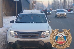 На проспекте 50 лет Октября под колеса иномарки попал мужчина