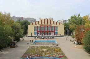 В Ленинском районе к середине лета собираются отремонтировать десятки тротуаров и три общественных пространства