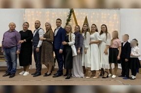 «Я сама выросла в большой семье»: за 30 лет мать-героиня из Саратова воспитала трёх сыновей и семь дочерей