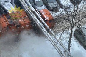 В Солнечном грузовик задел трубу теплосети и устроил «парилку»