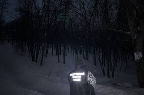 В Заводском районе подросток получил травмы, скатившись с горки на «ватрушке»