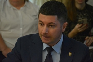 Чиновник о падении ребенка в открытый люк в центре Саратова: «Колодец находится не на муниципальной земле и за рамками наших полномочий»