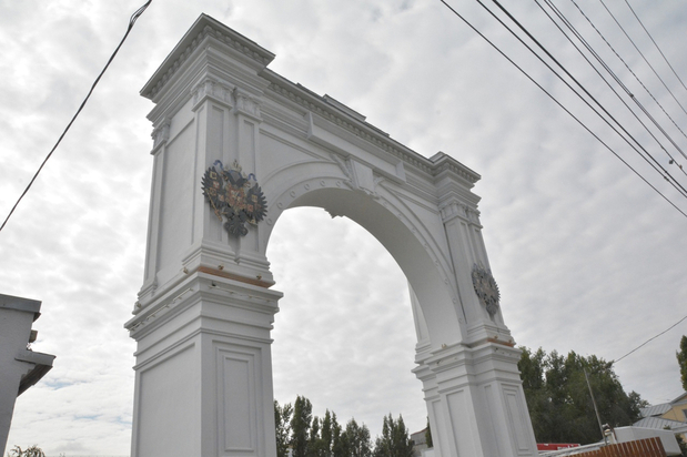 В Саратове от Триумфальной арки к набережной построят спуск за 13 миллионов рублей